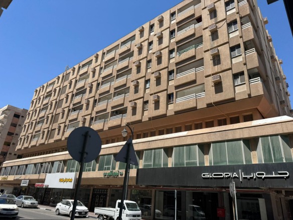 عمارة 105 مكتب 204