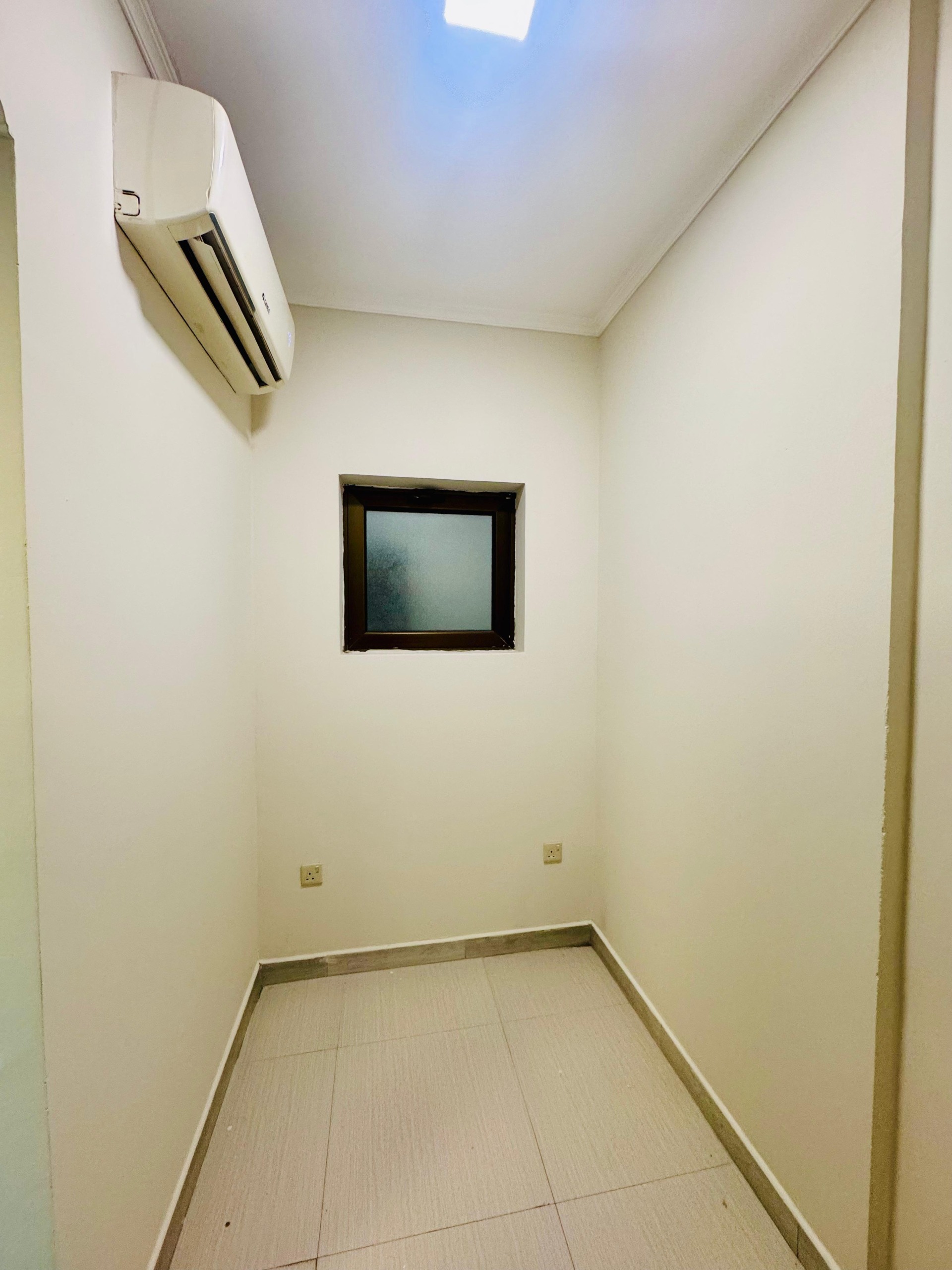 Building 24 Apartment 17