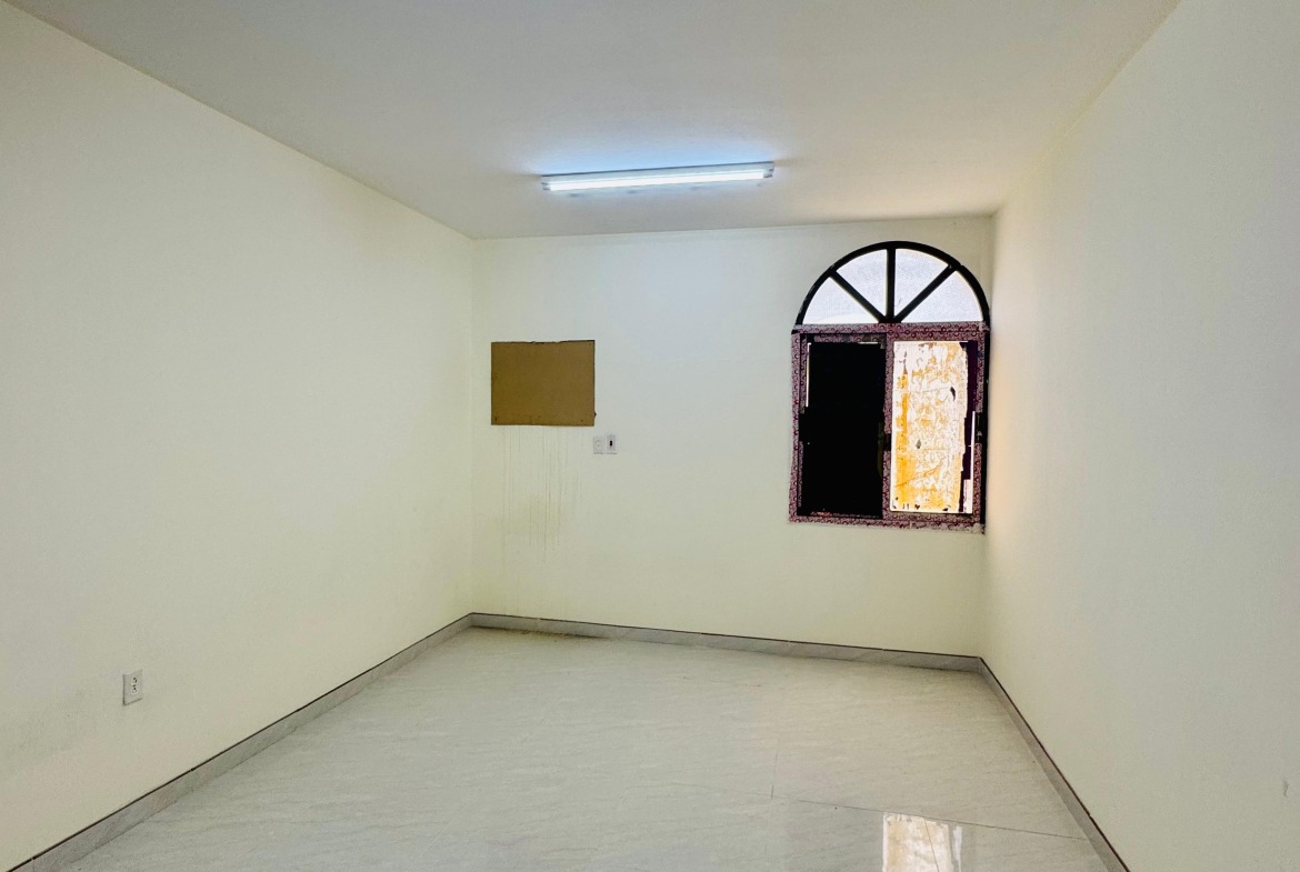 Building 286 Apartment 13