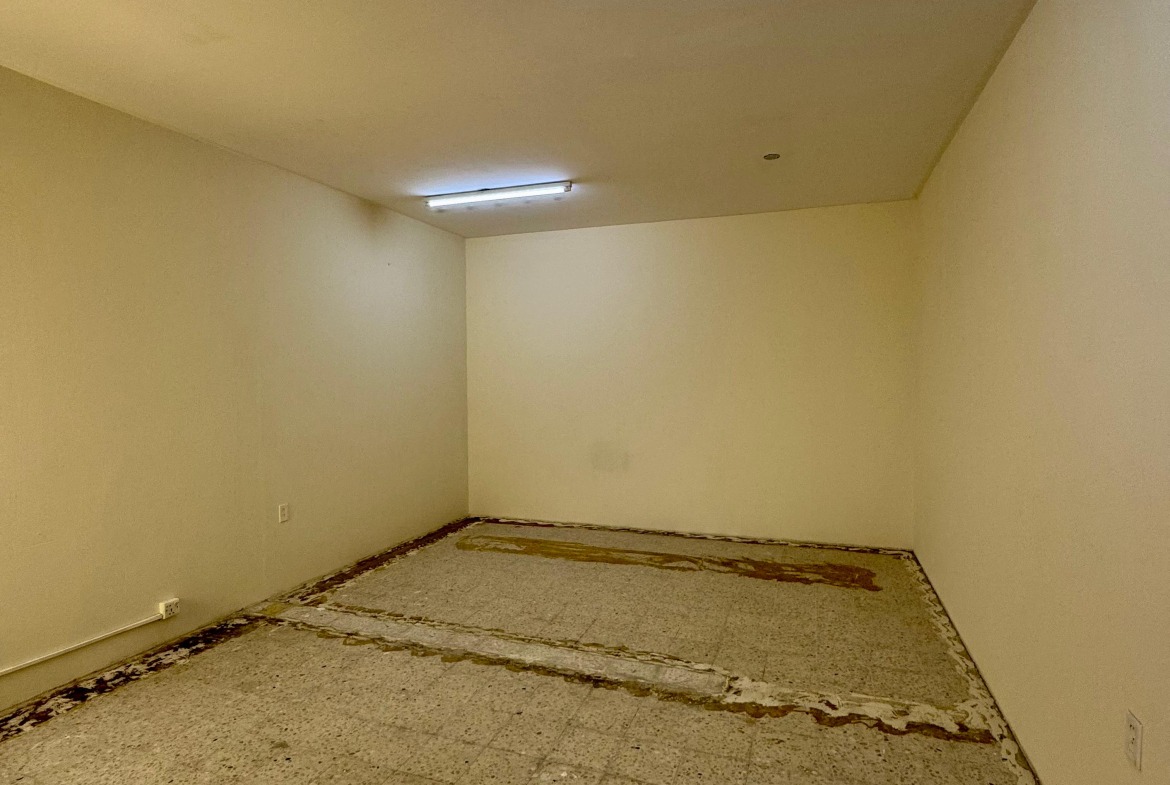 Building 286 Apartment 13