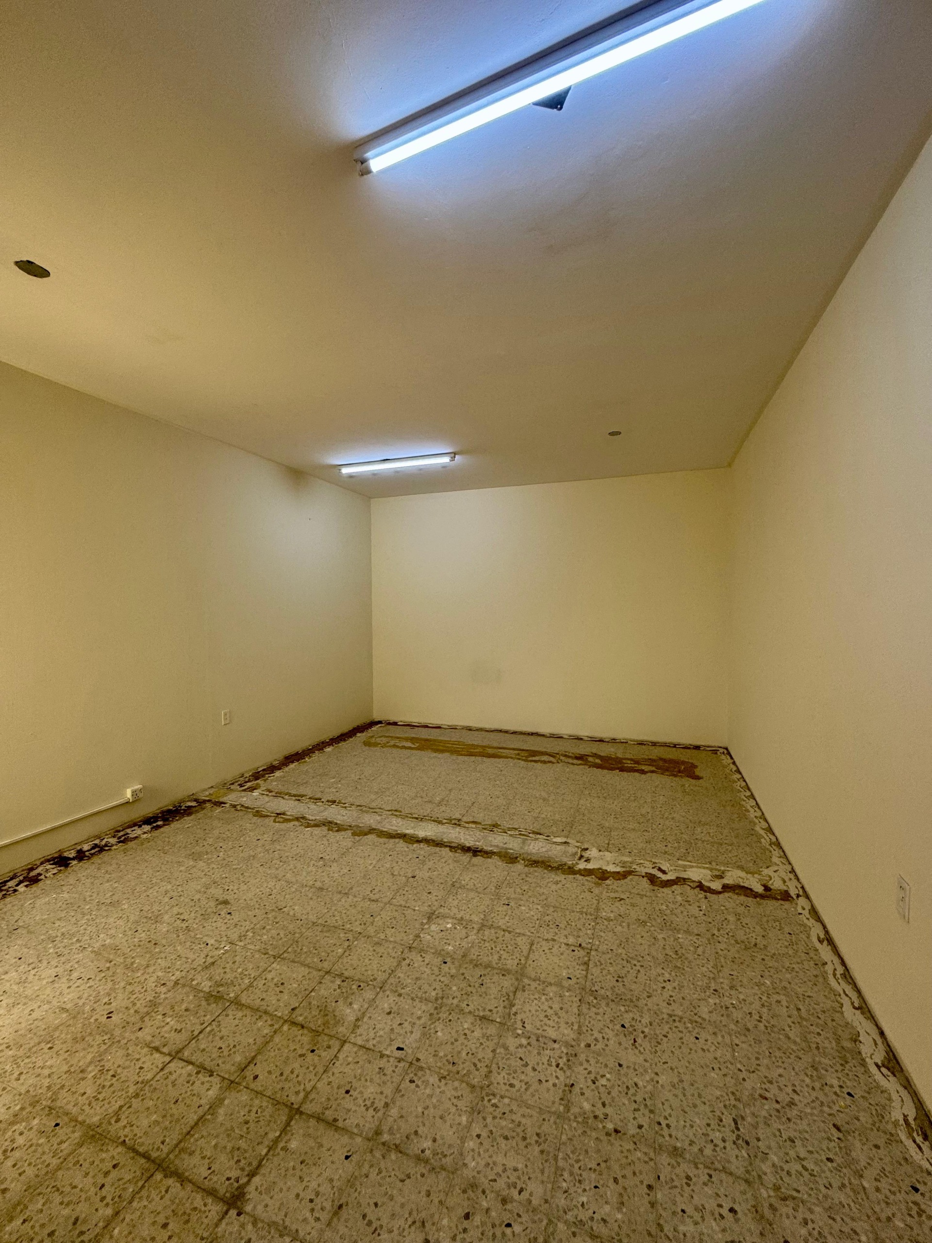 Building 286 Apartment 13