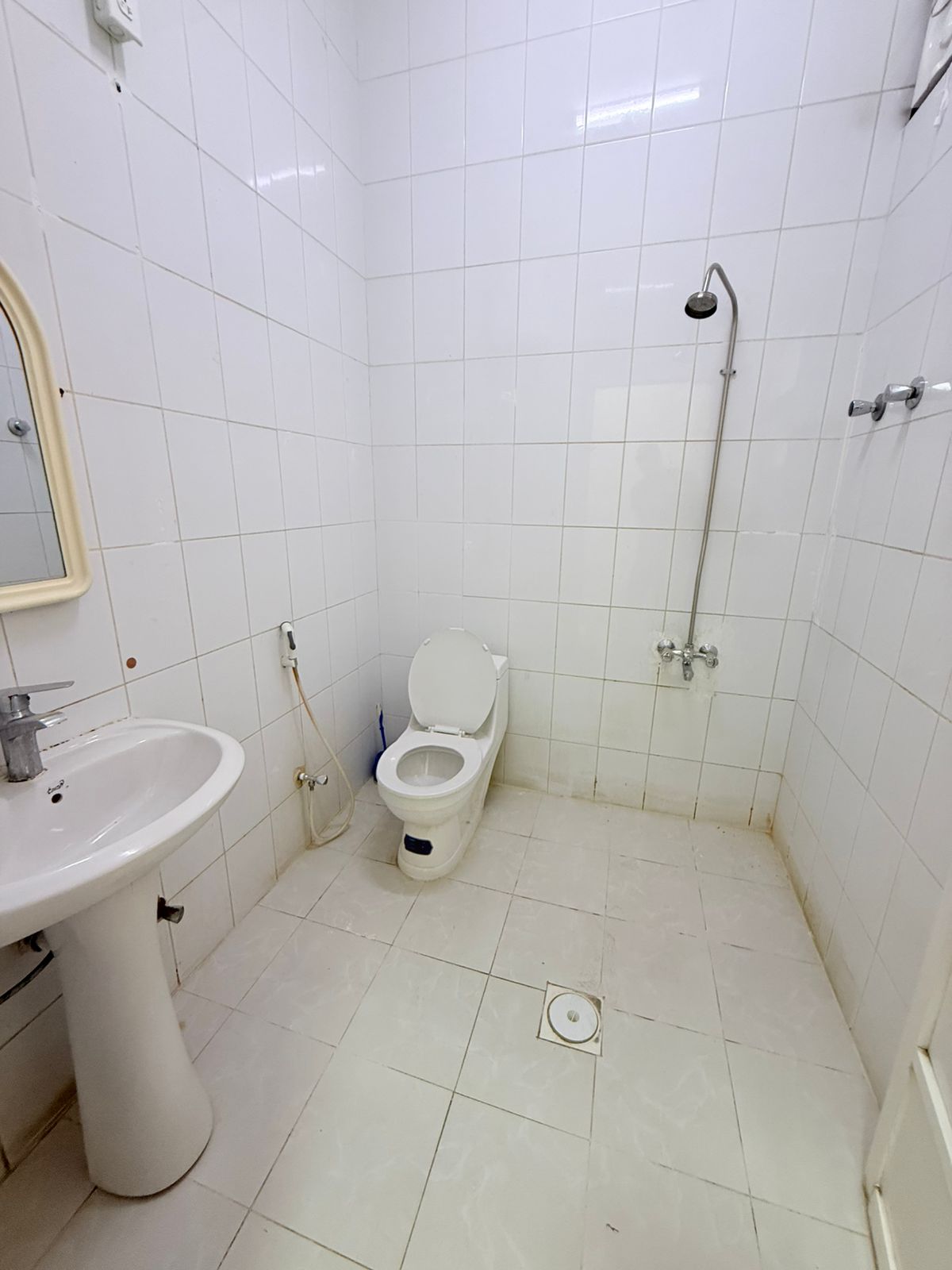 WhatsApp Image 2026-03-29 at 10.26.34 AM (1) Building 177, Apartment 5