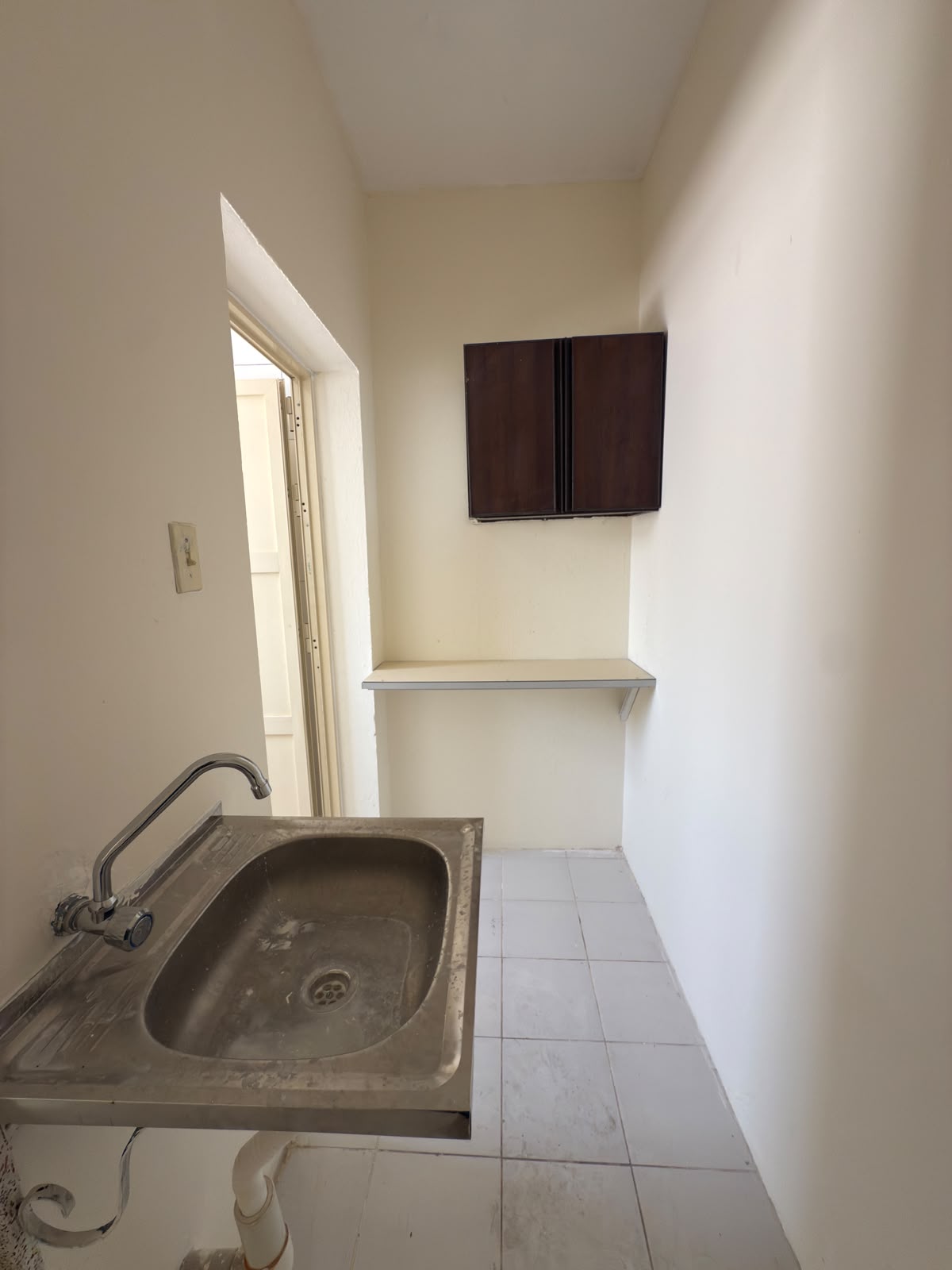 Building 177, Apartment 7