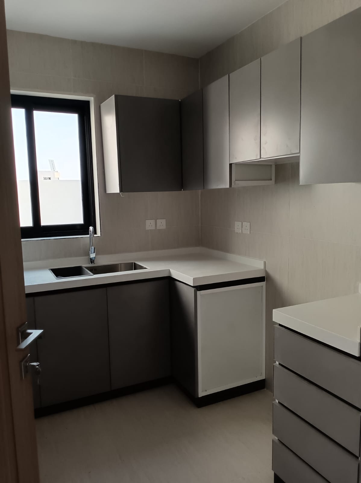 عمارة 200 شقة 14