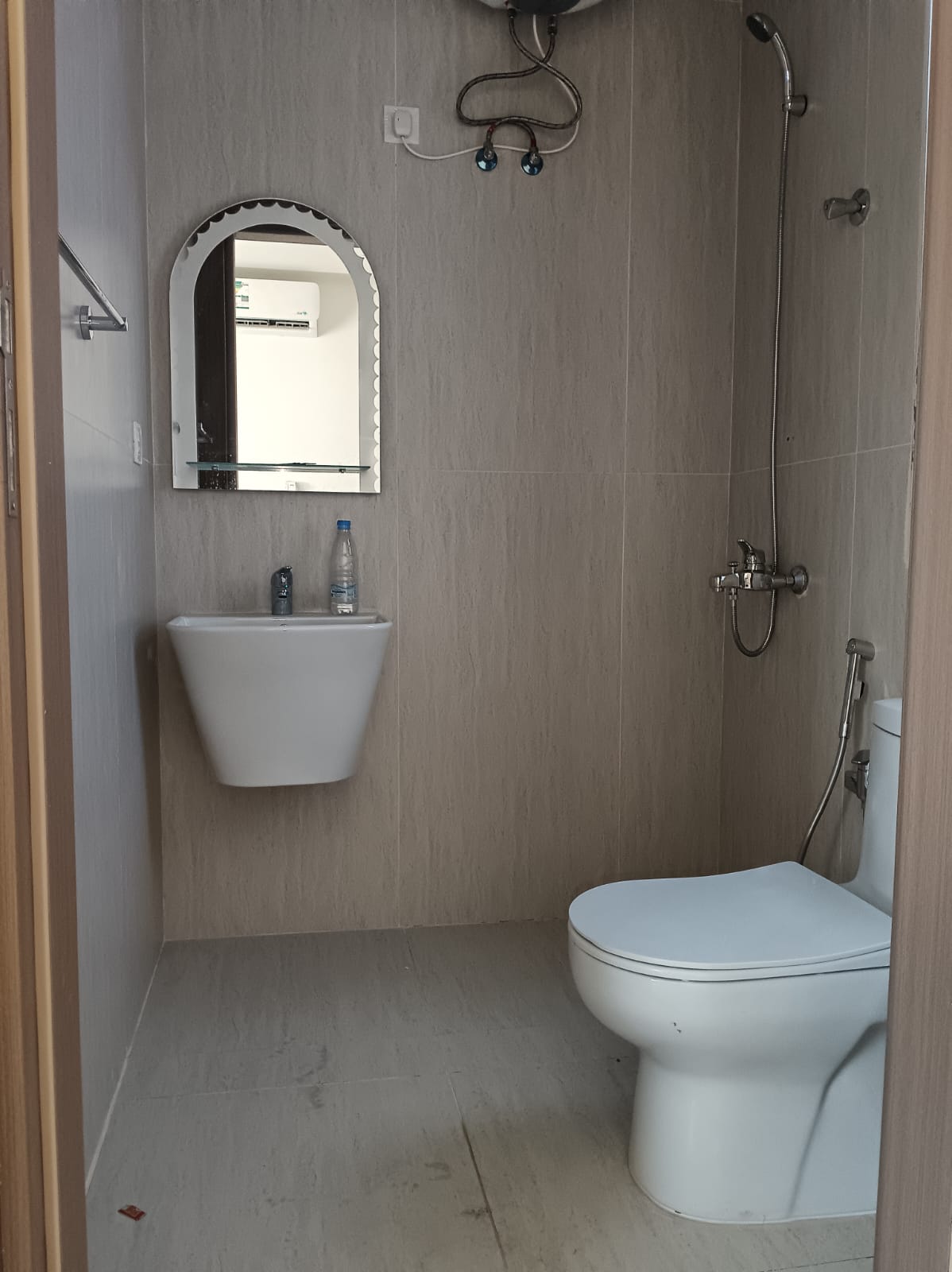 عمارة 200 شقة 14
