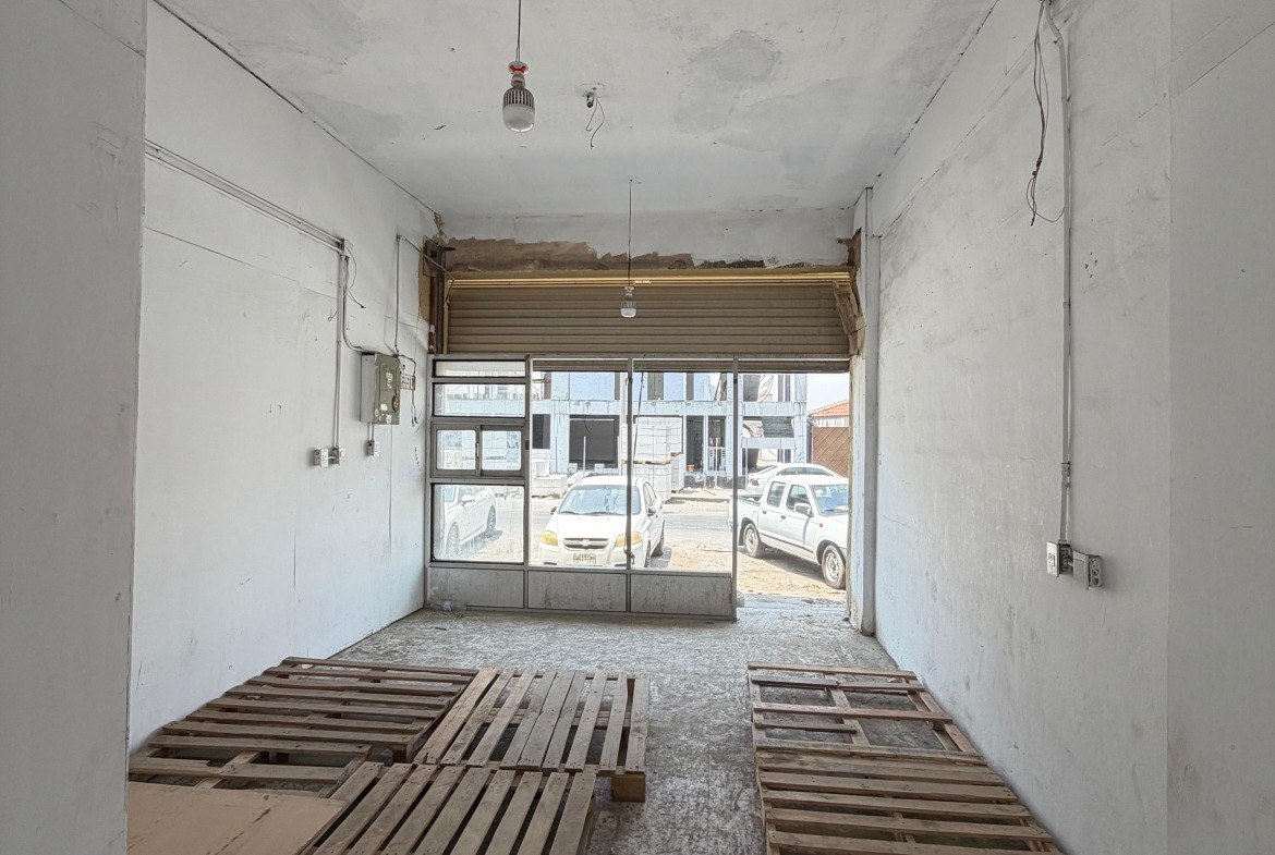 Building 166, Shop 001
