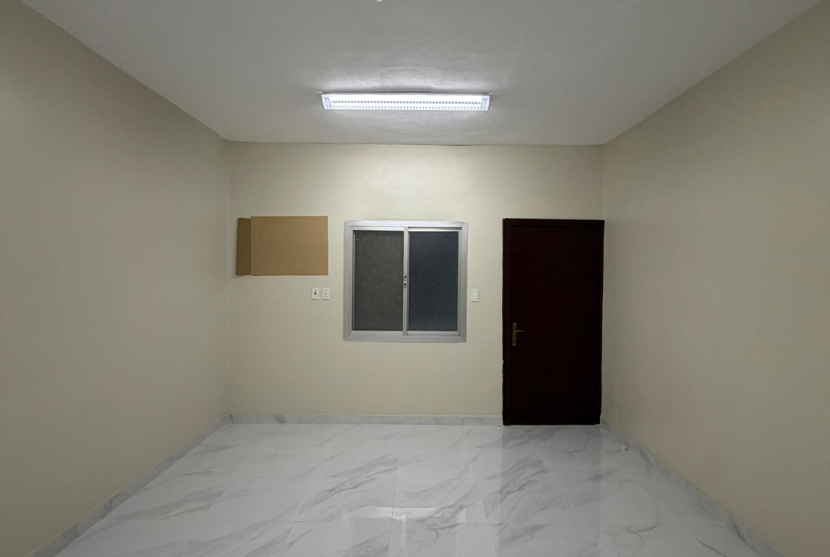 Building 8, Apartment 3
