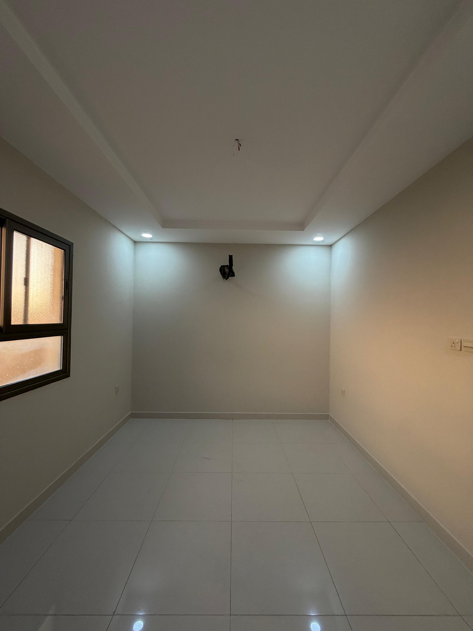 عمارة 28 شقة 12
