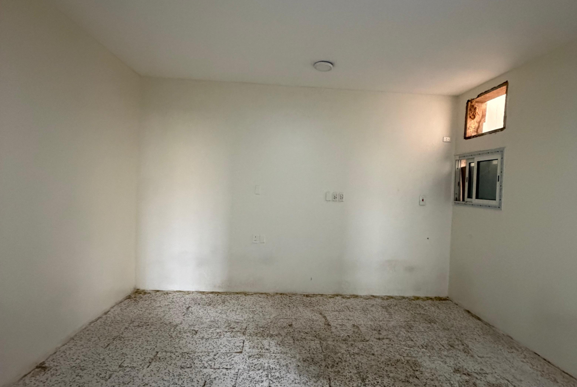 Building 333 Apartment 29