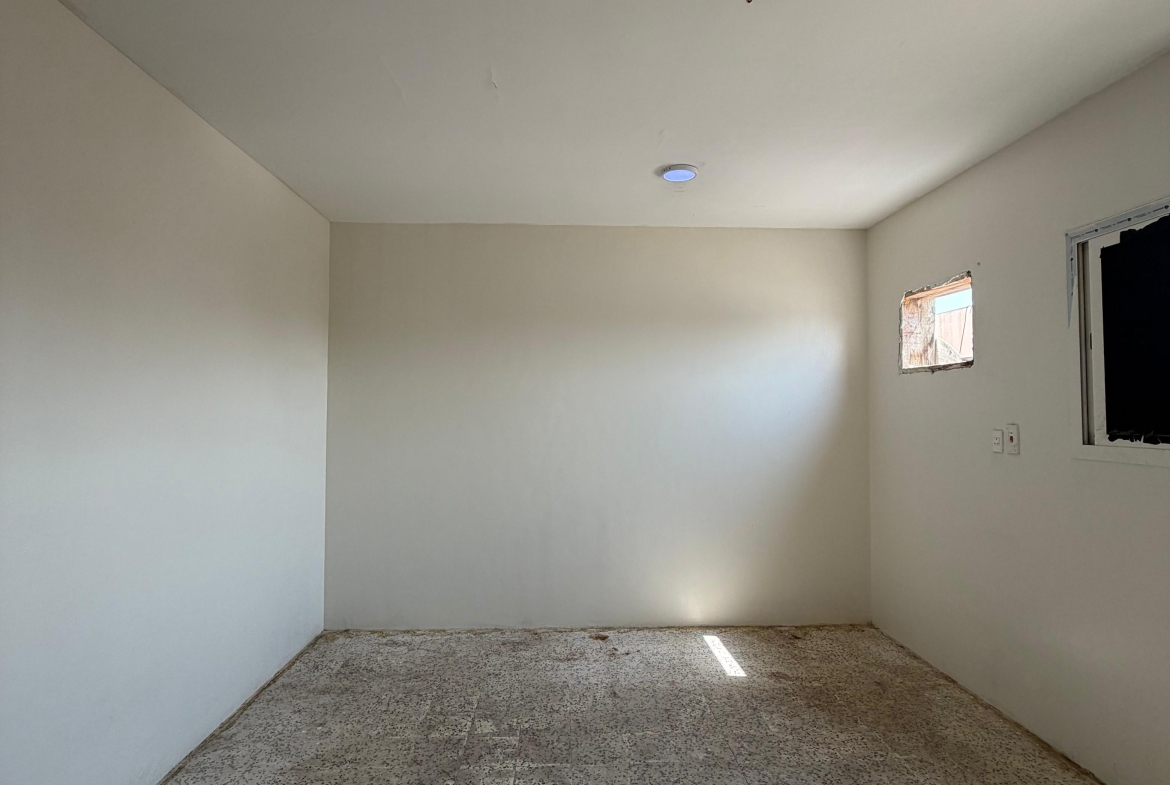 Building 333 Apartment 29