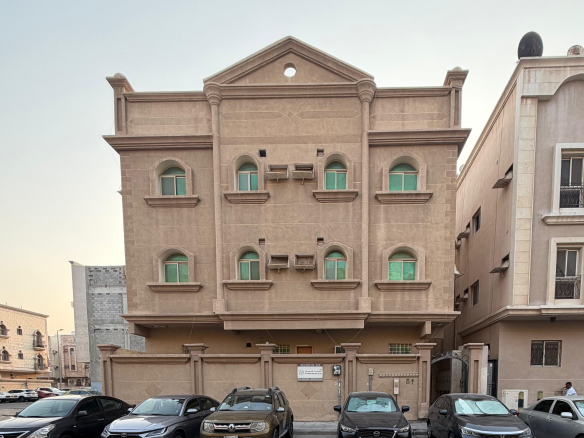 عمارة 44 شقة 10