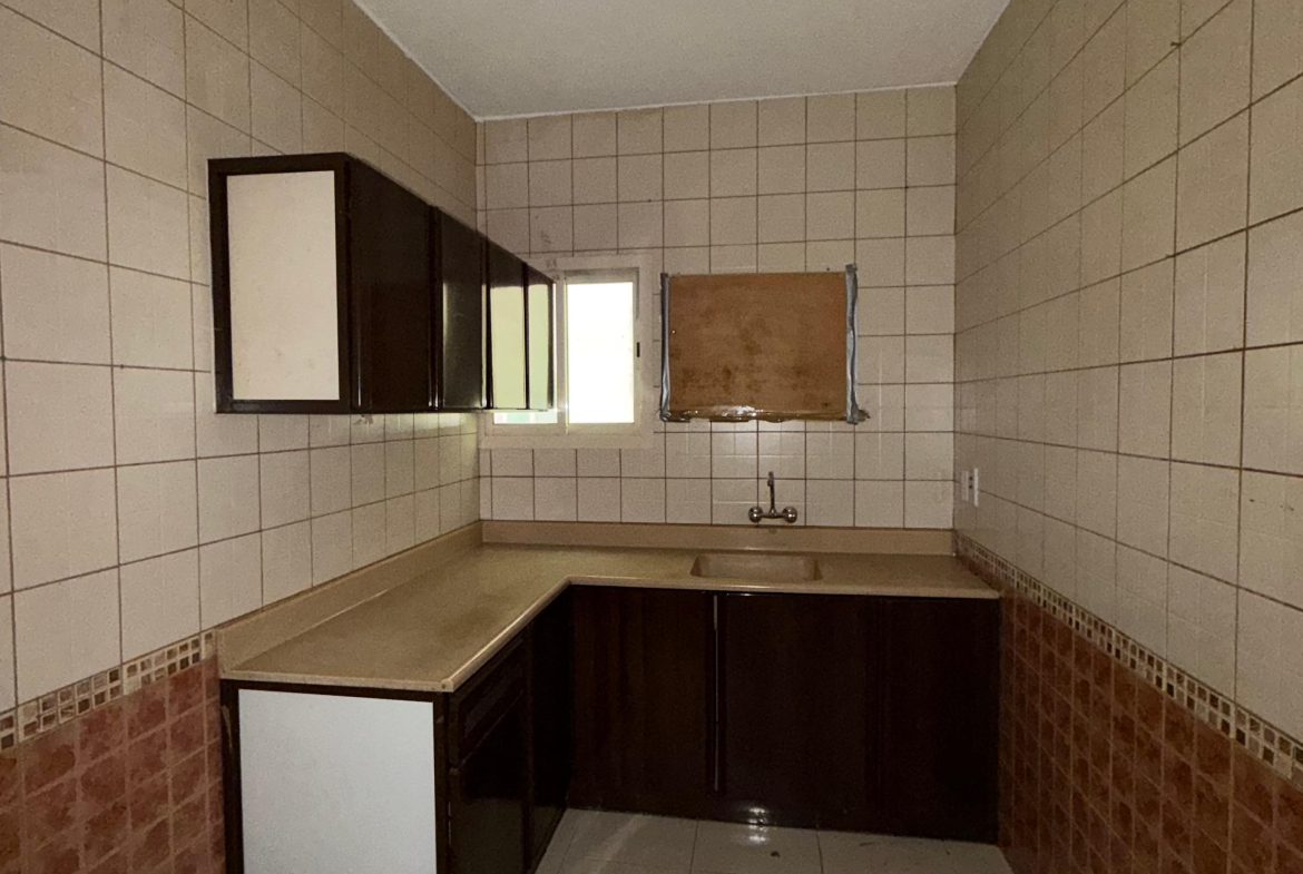عمارة 18 شقة 12