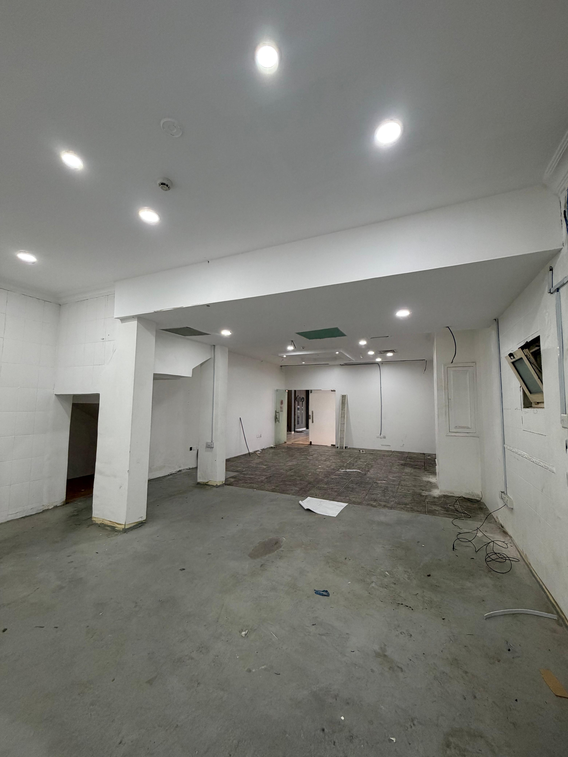 عمارة 216 محل 002