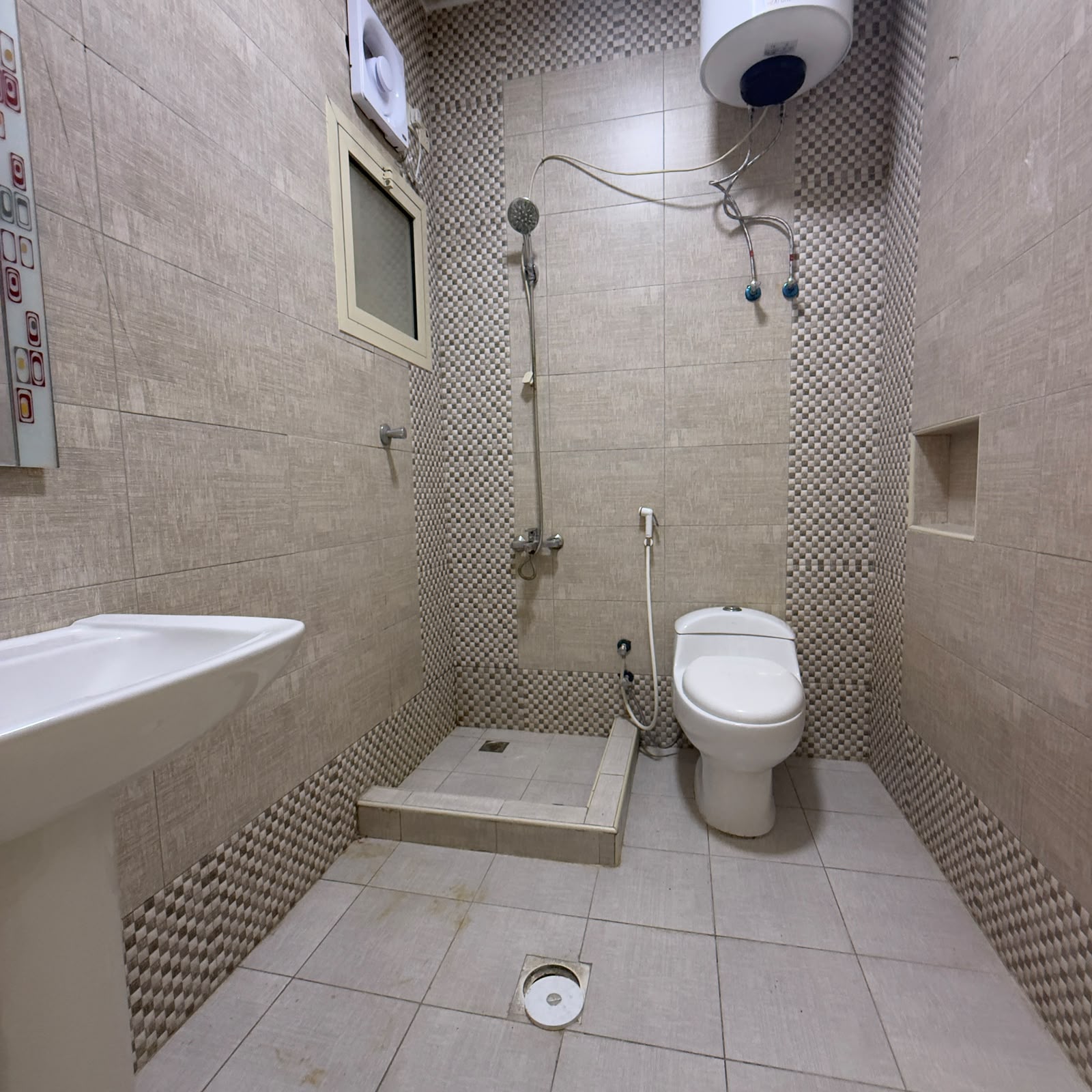 Building 212, Apartment 3