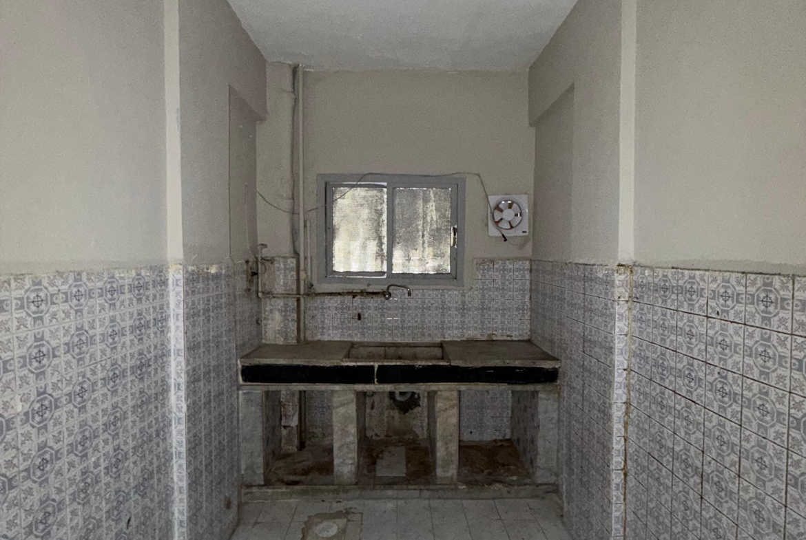 عمارة 166 شقة 28