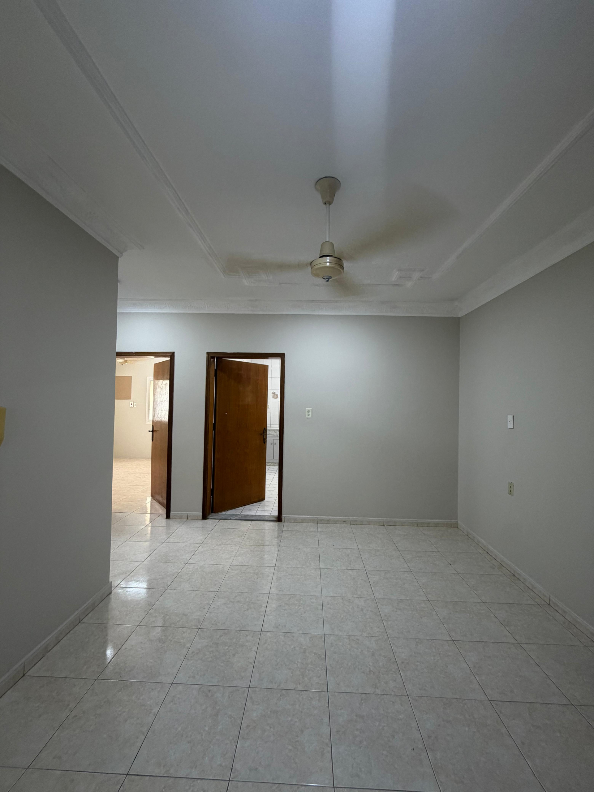 عمارة 235 شقة 5