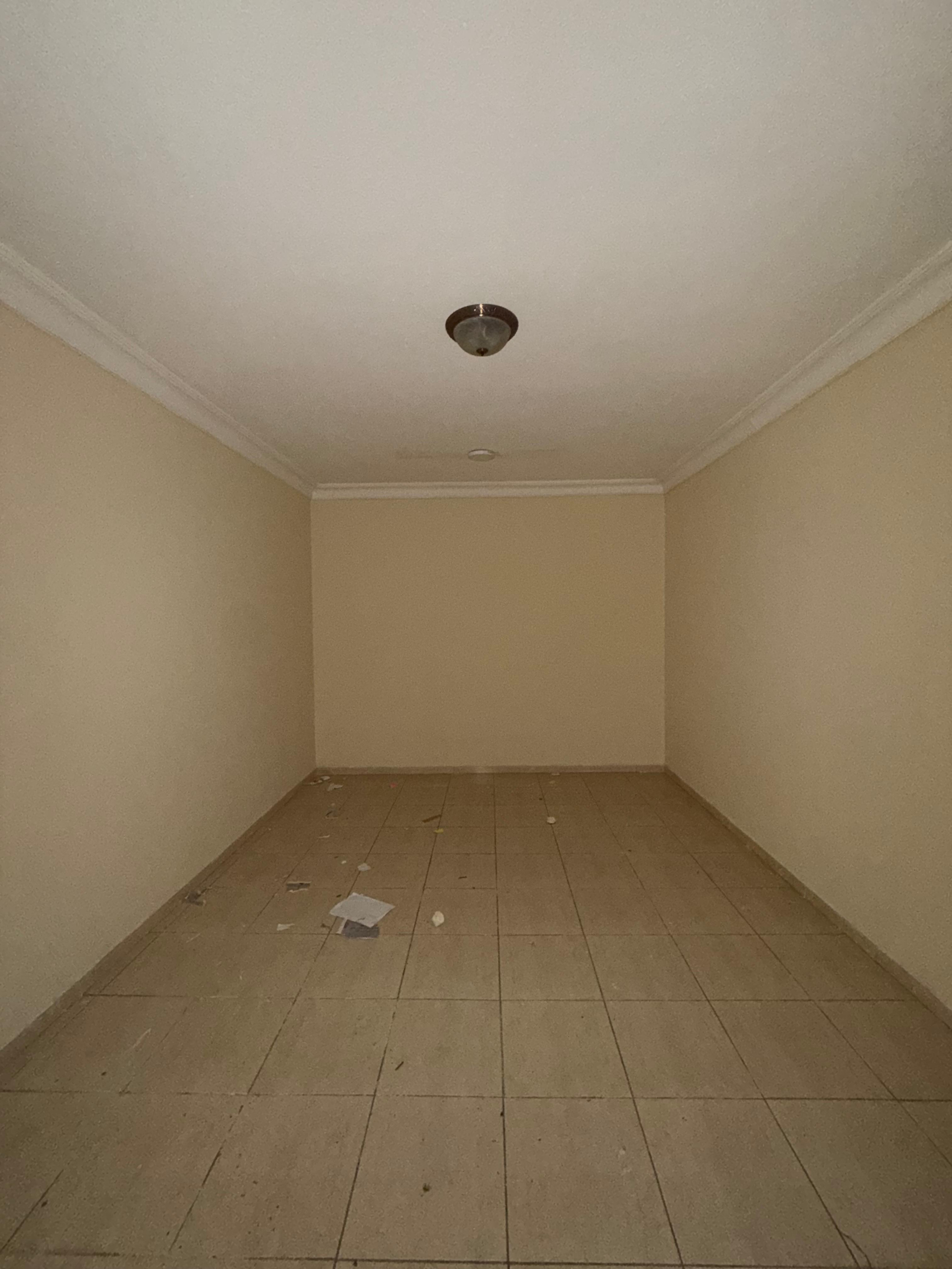 Building 17, Apartment 10
