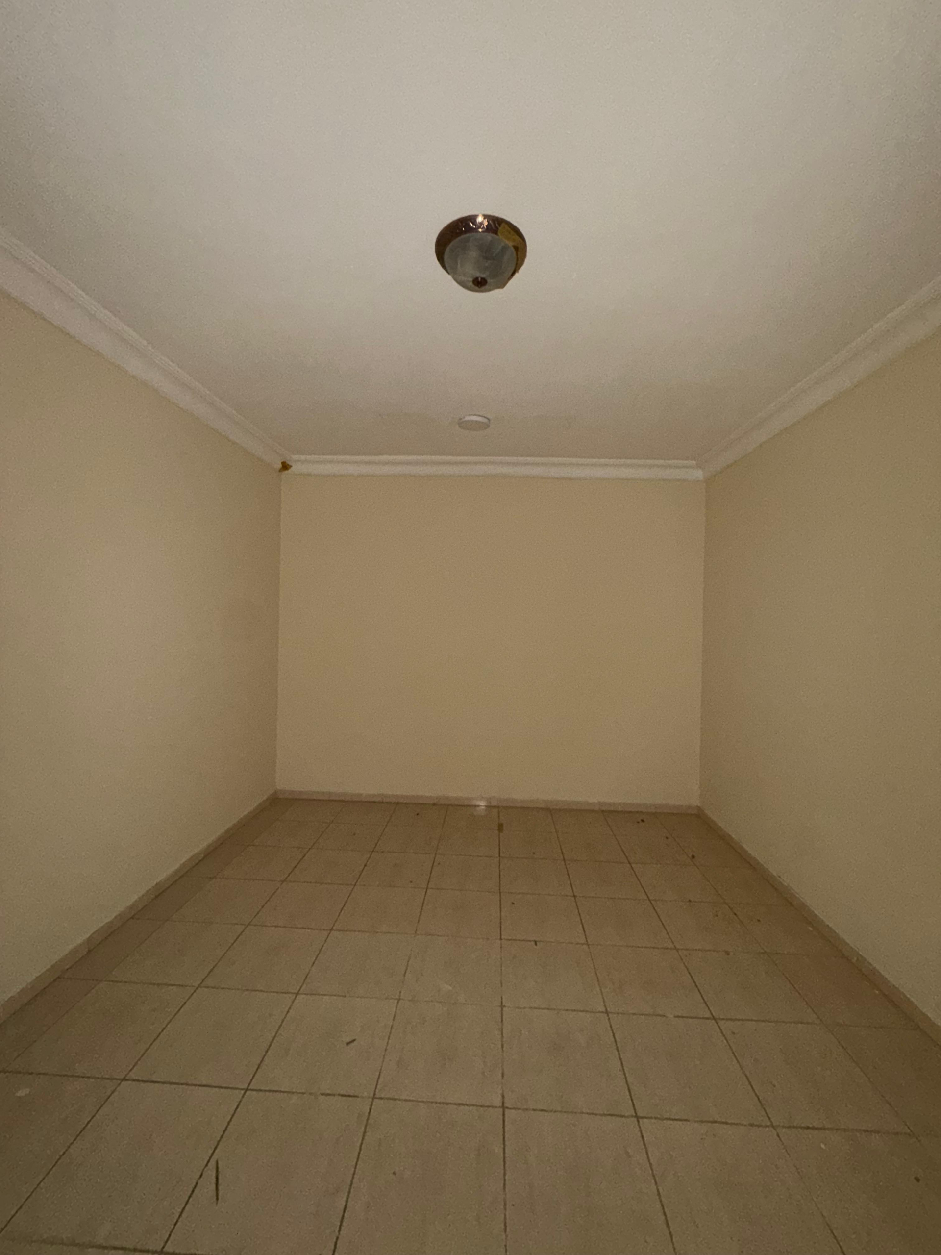 Building 17, Apartment 10